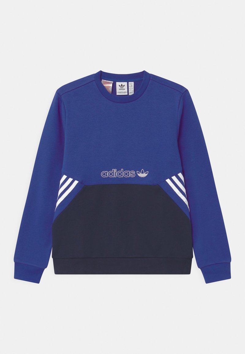Modrá mikina s námořnickou spodní částí, tři bílé pruhy na levé straně a vyšitým logem Adidas na hrudi. Klasický kulatý výstřih.