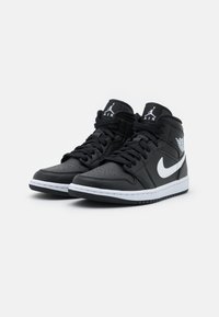 Jordan AIR JORDAN 1 MID - Sapatilhas de cano alto - black/white