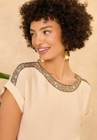 Love & Roses ROLL SLEEVE  - Palaidinė - embelished ivory white
