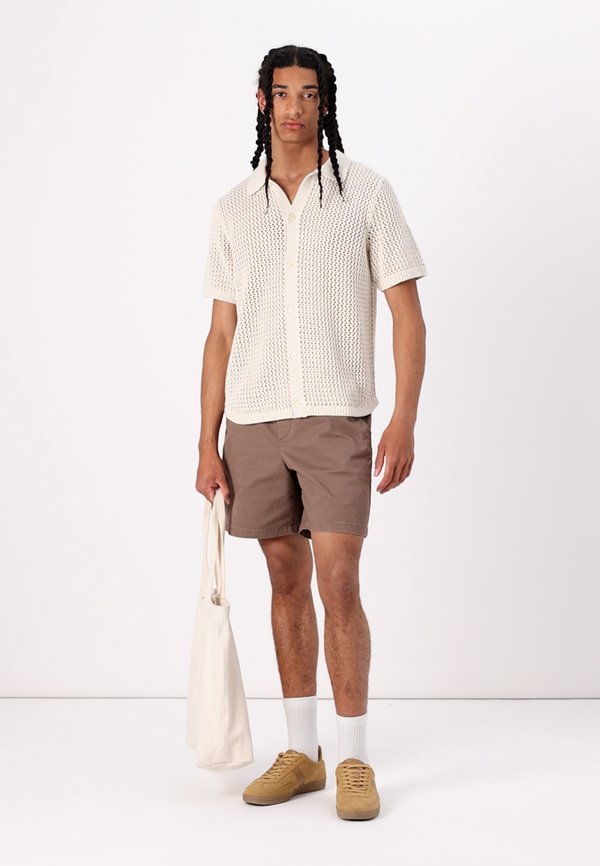 BUTTON DOWN - Shirt - chino3