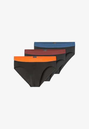 Tre par trusser i sort stof, hver med kontrasterende elastiske linninger i orange, blå og bordeaux. Glat tekstur, klassisk snit.