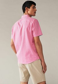 Next SHORT SLEEVE - REGULAR FIT - Pluus - pink