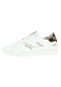Baskets en cuir blanc avec des accents de texte doré et noir, un talon en imprimé léopard et des lacets plats. Fini lisse avec un bout arrondi.