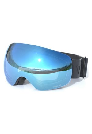 Bläulich getönte Skibrille mit verspiegelt reflektierender Linse, die eine Landschaft und die Sonne zeigt, verstellbarem schwarzem Riemen und Nasenstegpolster.