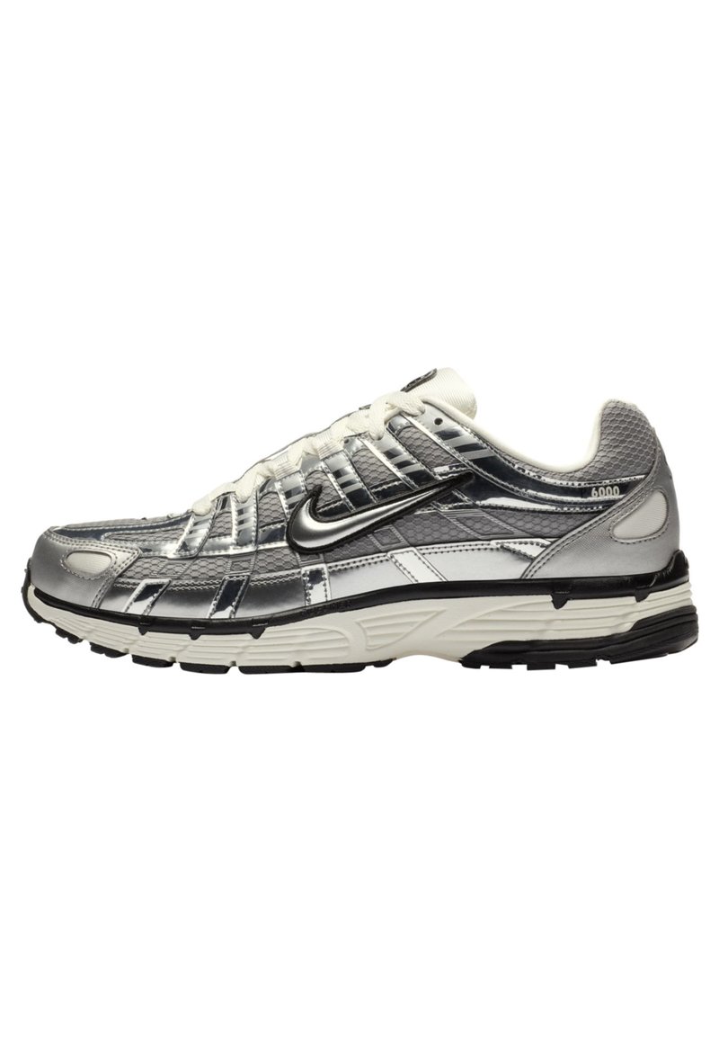 Nike Sportswear - NIKE P-6000 SHOE - Sneakers - metallic silver/sail/black, Förstora