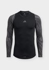 TECHFIT LONGSLEEVE - Блуза с дълги ръкави - black/onix
