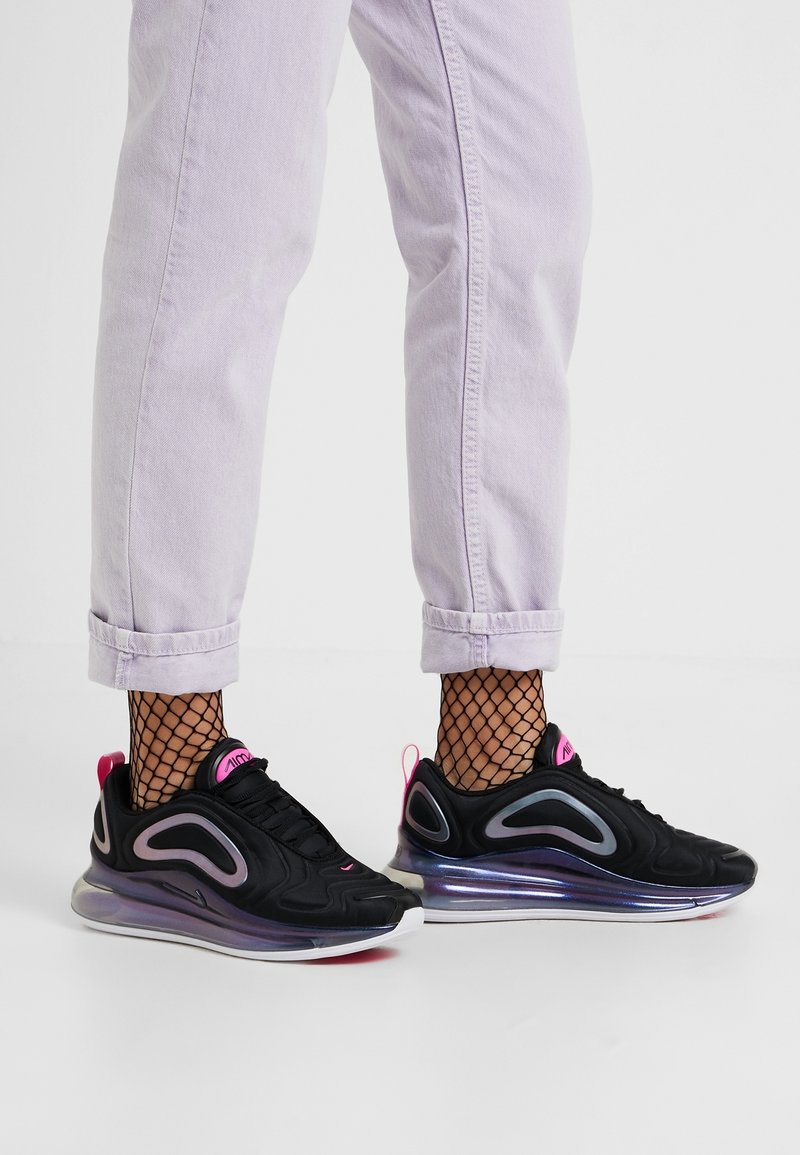 Nike Sportswear Matalavartiset tennarit - black