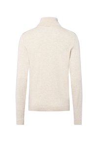 Beiger Pullover mit hohem Kragen, langen Ärmeln und einem weichen, strukturierten Strick. Nahtlose Verarbeitung sowie gerippter Saum und Bündchen.