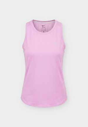 Canotta sportiva rosa senza maniche con scollo rotondo e piccolo logo riflettente Nike sul petto sinistro.