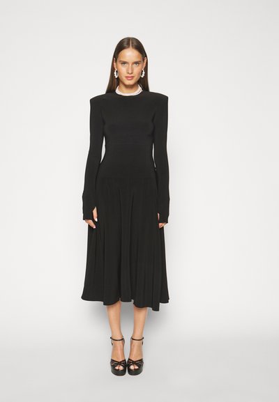 Norma Kamali SHOULDER PAD LONG SLEEVE CREW - Μπλούζα με μακριά μανίκια - black