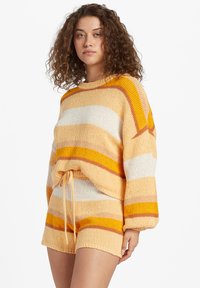 SOL TIME SHORT - Shorts - citrus glow