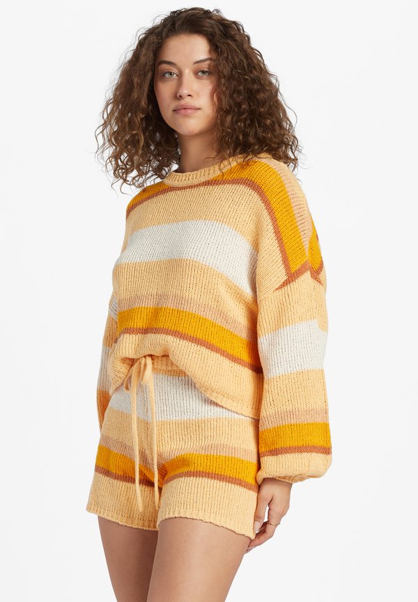 SOL TIME SHORT - Shorts - citrus glow