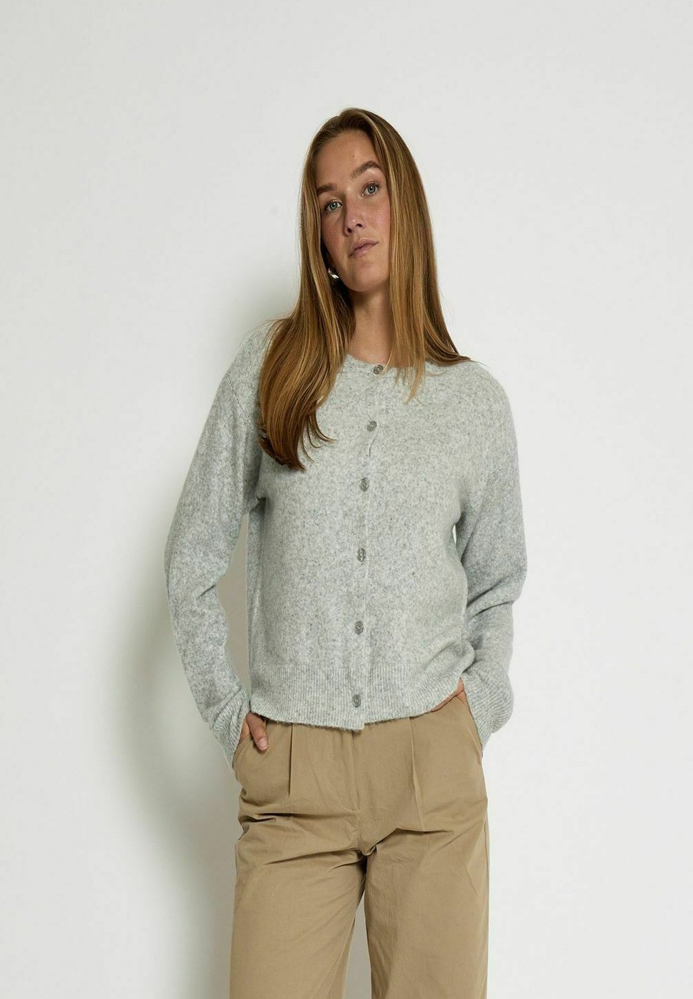 Chandail col roulé en cachemire mélangé - Gris foncé chiné - FEMME | H&M CA