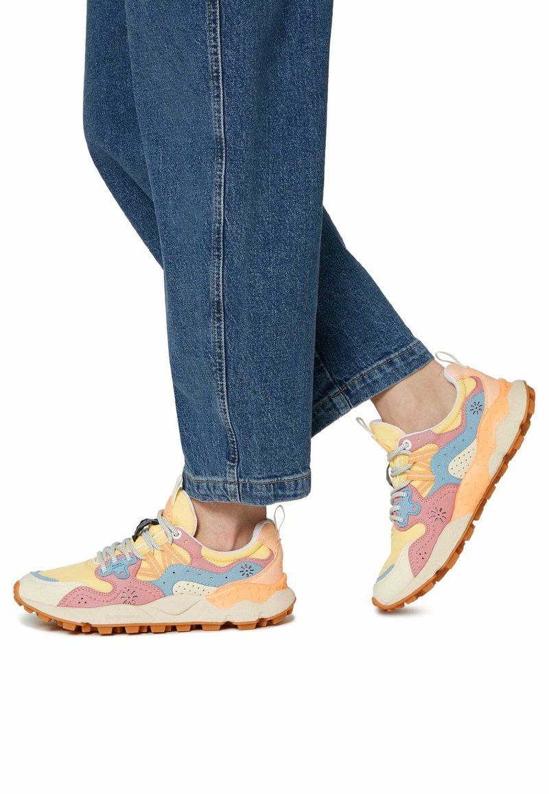 Flower Mountain YAMANO KAISO - Sneaker low - gelb