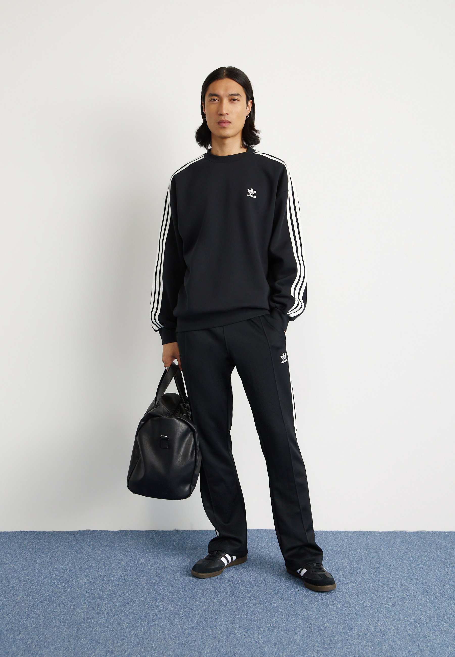 adidas Originals OVERSIZE CREW - Bluză de molton - black/negru