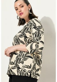 Ulla Popken LEAF 3/4 V-NECK - Top s dlouhým rukávem - light champagne