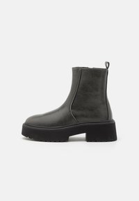 Platform ankle boots - grey