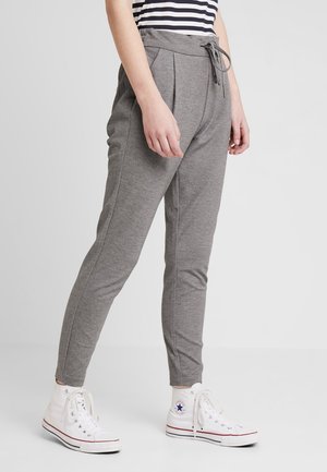 VMEVA MR  STRING GA NOOS - Tracksuit bottoms - medium grey