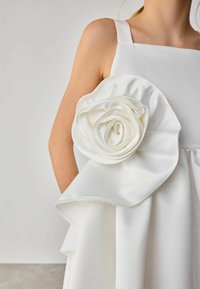 Baker by Ted Baker REGULAR FIT OCCASION - Koktélruha / Partiruha - white