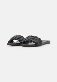 Bianca Di Slip-on sandaler - black