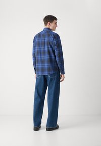 BOSS RICKERT - Srajca - open blue