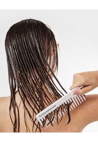 Bumble and bumble THICKENING VOLUME CONDITIONER - Après-shampoing - n/a