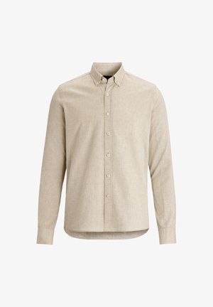 Beżowa koszula z długim rękawem, zapinana na guziki, z kołnierzykiem, wykonana z teksturowanej tkaniny, z sześcioma guzikami z przodu i zaokrąglonym dołem.