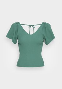 Επιλέχθηκε, bottle green