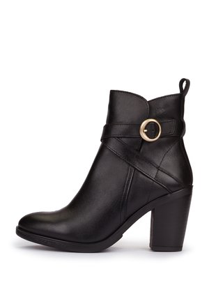 Botines de tacón - black