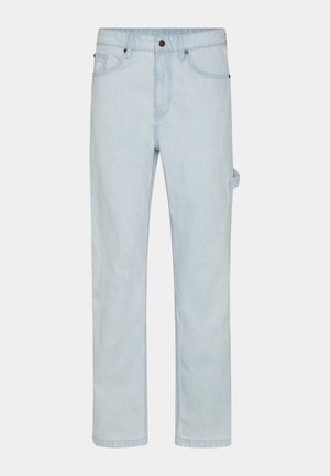 Lysblå denimjeans, lige skåret, med knaplukning, fem lommer og sideløkker for ekstra funktionalitet.