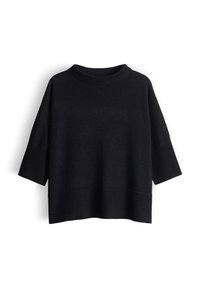 Pull en tricot noir avec un col haut, des manches trois-quarts, des bords côtelés et une texture douce. Le design présente une coupe décontractée.