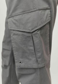 Jack & Jones JPSTKANE JJNOAH  szary