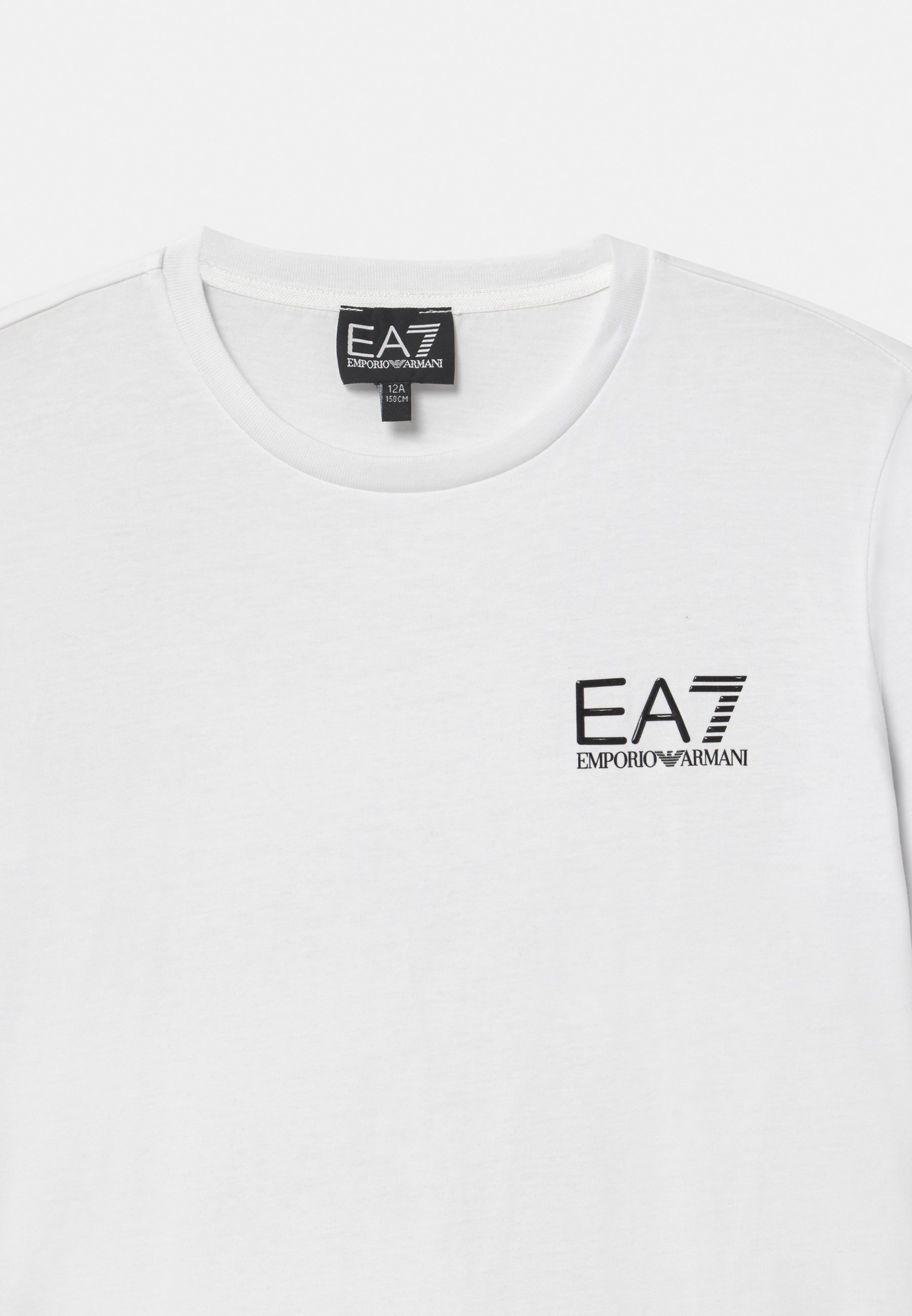 ea7 top