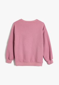 Sudadera rosa con cuello redondo, mangas largas de globo, puños y dobladillo acanalados, con una textura suave y un diseño simple.
