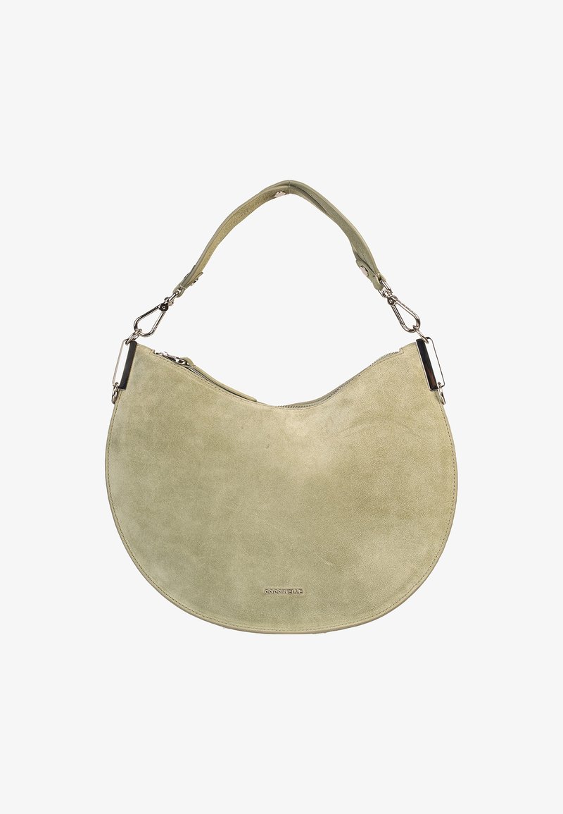 Lichtgroene suede handtas in een gebogen halve maanshape, met ritssluiting en metalen hardware accenten. Voorzien van een korte schouderband.