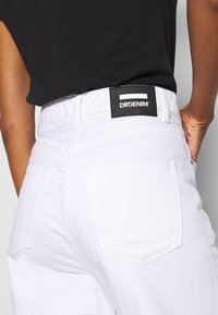 Dr.Denim Tall Džíny Relaxed Fit - white denim