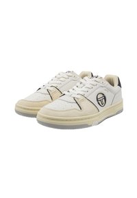 Scarpe da tennis bianche e beige in pelle e suede, con logo, punta perforata e suola in gomma con battistrada testurizzato.