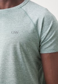 ICANIWILL TRAINING MEN - Camiseta deportiva - racing green