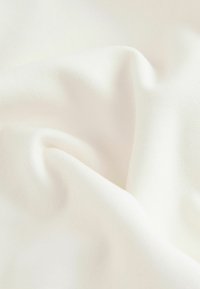 Baker by Ted Baker REGULAR FIT   - Trikotāžas kleita - cream