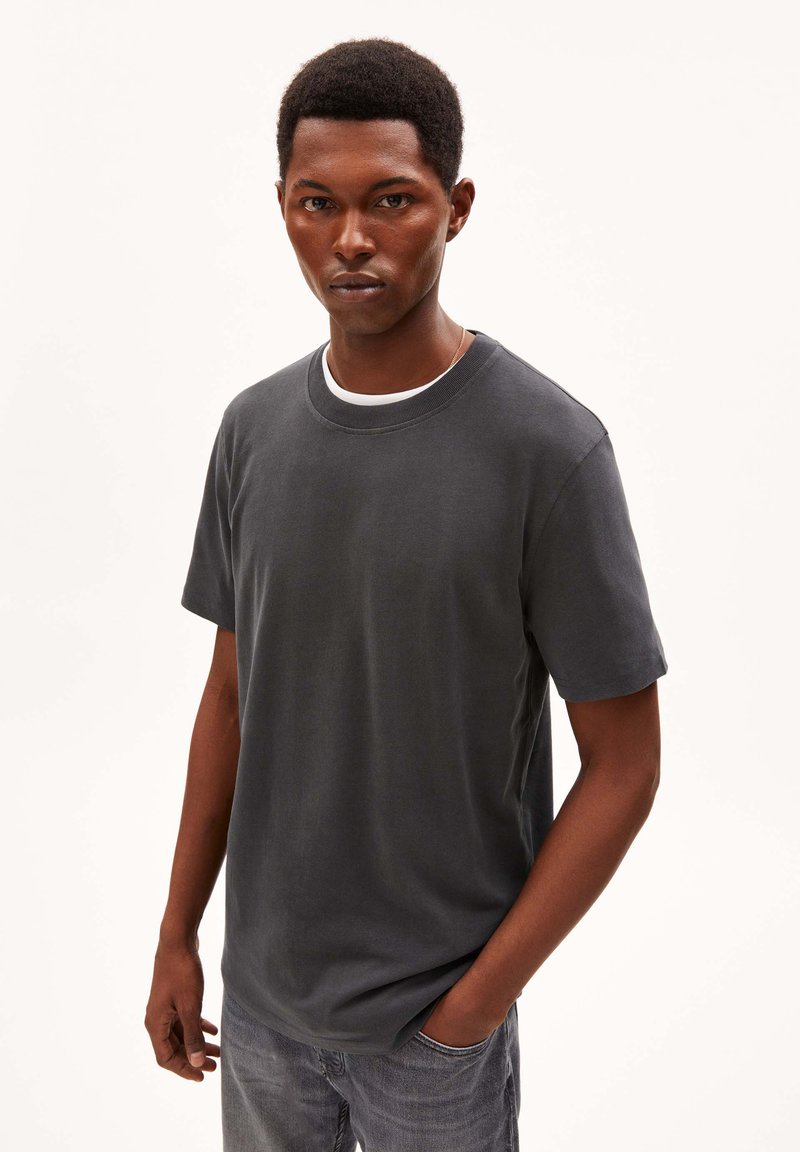 ARMEDANGELS MAARKUS SOLID - T-Shirt basic - graphite