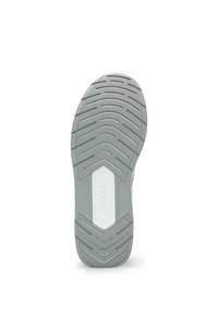 Semelle de chaussure en caoutchouc gris avec motif de bande de roulement en zigzag et insert rectangulaire blanc embossé du nom de marque "BOSS".