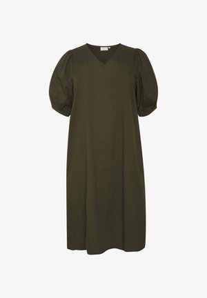 Vestido verde oliva con escote en V, mangas cortas abullonadas y corte holgado. La tela presenta sutiles rayas verticales y una textura suave.