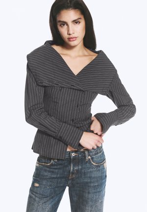 Weekday, MARIAH FUNNEL NECK  - Блуза - dark grey