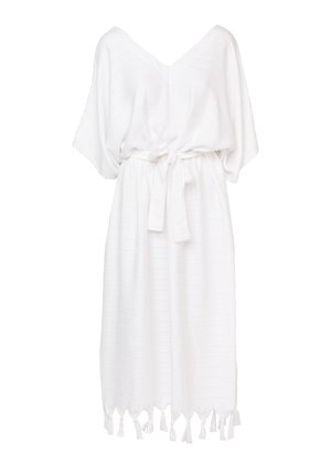 Valge puuvillane kleit V-kaelusega, lühikeste laiade varrukatega ja sidumisega vööl. Omab tekstuurilisi riba ja dekoratiivseid tussu ääres.