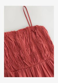 Geselecteerd, rust brown