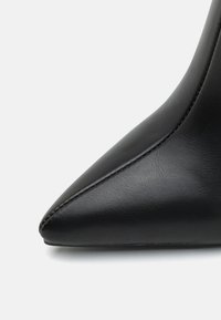 RAID ELSPETH - Stivali alti - black