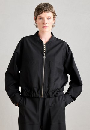 INDOOR JACKET BLOUSON PATCH POCKETS - Bomberjacka - black