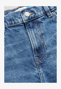 Valittu, dark blue