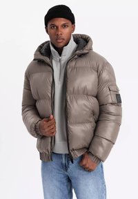 Niet geselecteerd, dark brown