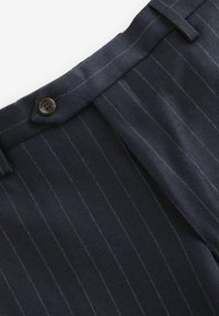 Thumbnail Image 2